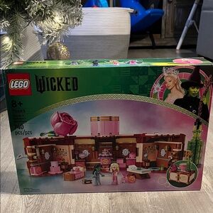 LEGO Wicked Set with Pink and Green Pieces